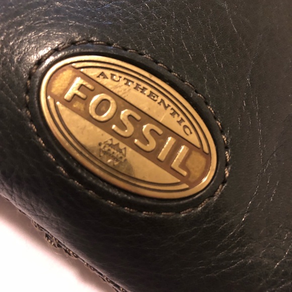 Black Fossil Crossbody Bag - Picture 2 of 2